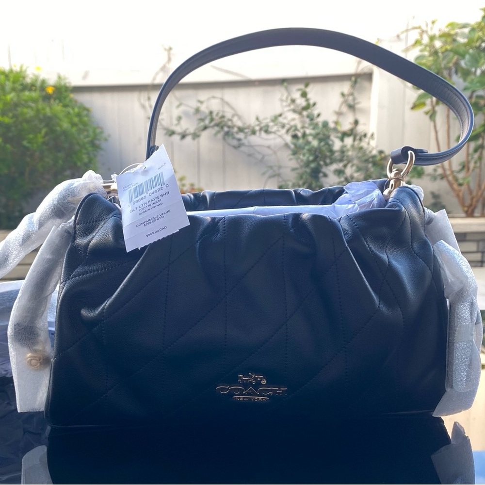 NWT Coach Faye Shoulder Bag with Quilting in Black color